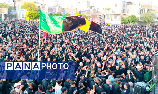 حماسه‌ای دیگر در بروجرد؛ حضور پرشور مردم در اجتماع عظیم عاشورایی
