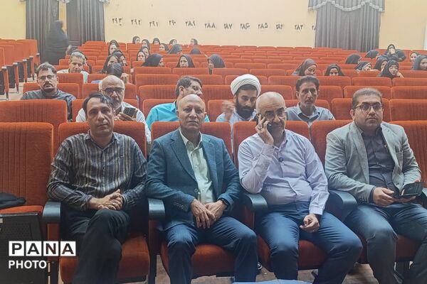 حضور پیشتازان مدرسه هلیل در همایش سلامت روان