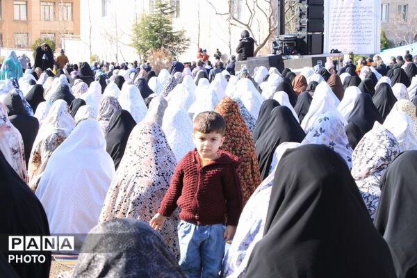 نماز عید سعید فطر در شهرستان پردیس