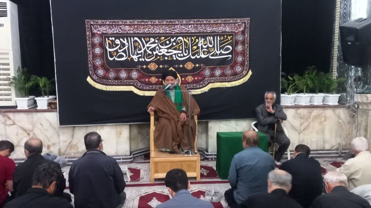 سخنان امام صادق آزادی از بند گناه را رقم می‌زند