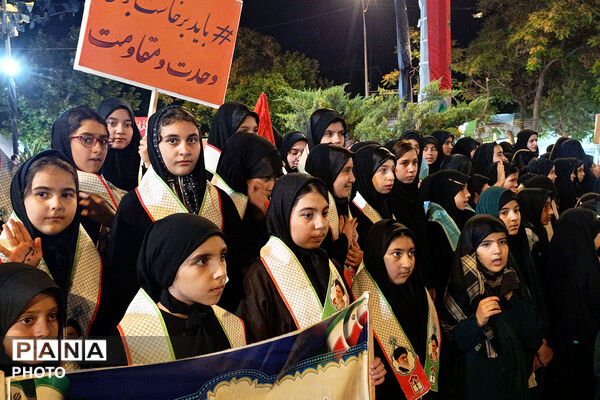 اجرای سرود «رهبر شهیدم» با مشارکت چهار تشکل دانش‌آموزی در بجنورد
