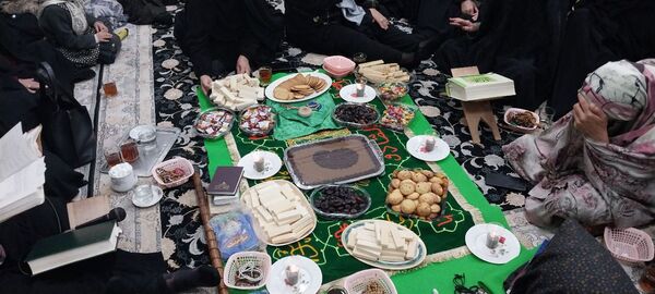 عطر صبر زینب در جمع معتکفان مسجد جامع