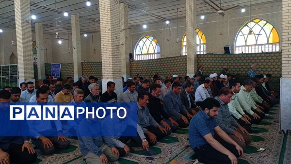 تقدیر از برگزیدگان مسابقات فرهنگی هنری حاجی‌آباد