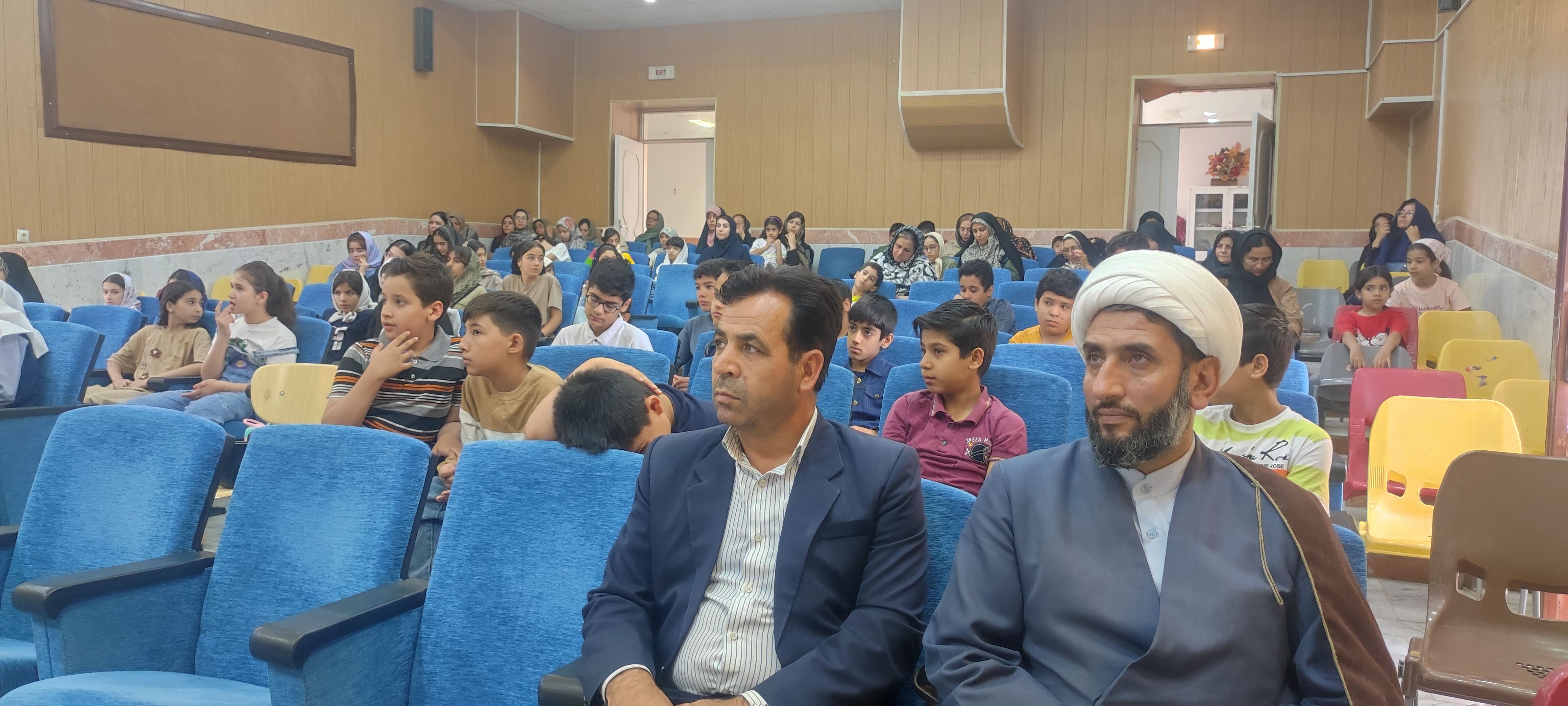 افتتاحیه کلاس‌های اوقات فراغت در کانون سمیه شیروان