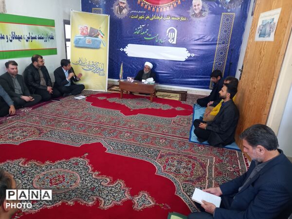 دیدار معاونین و مربیان پرورشی با امام جمعه شهر آشخانه