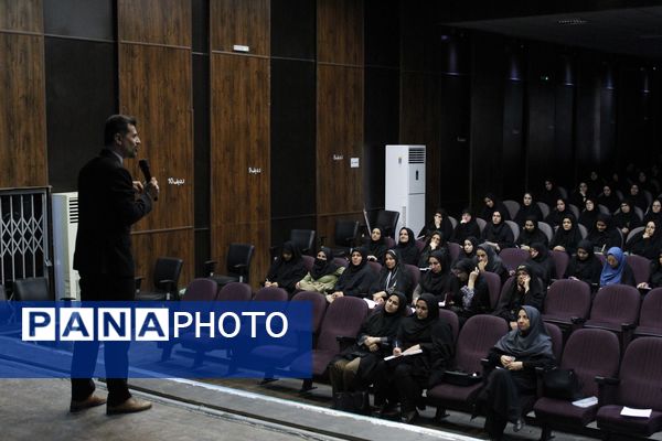 همایش «سفر یادگیری» در شهرستان گرمه 