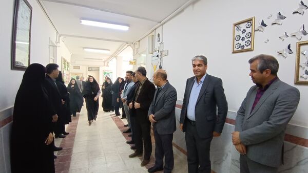 افتتاحیه کافه کتاب و سالن مطالعه در دبیرستان وکیلی۹