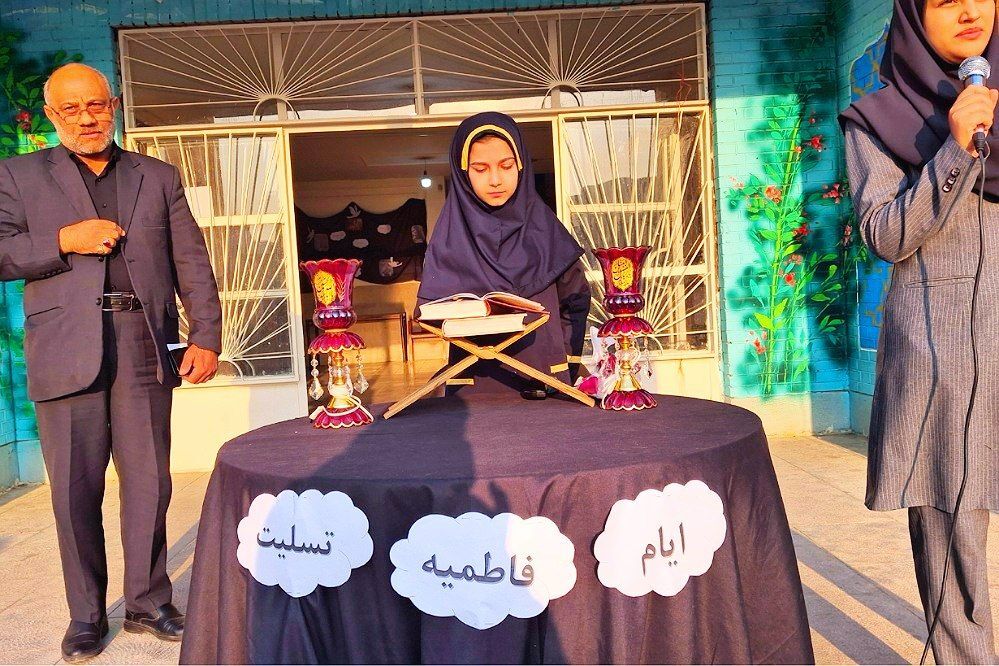 سوگواره فاطمی در دبیرستان بنت الهدی اسلامشهر 