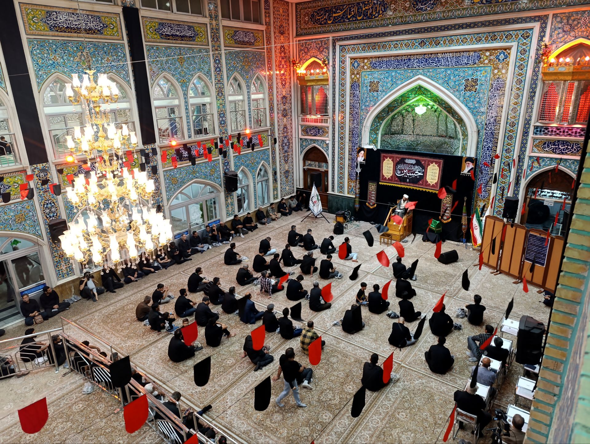 مراسم عزاداری امام حسین (ع) در شب تاسوعای حسینی 