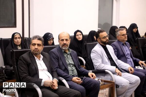 آغاز برنامه‌های گرامیداشت هفته معلم در قم