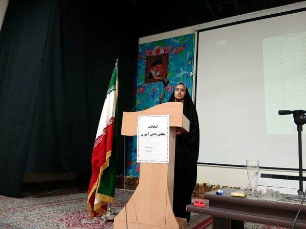 انتخابات مجلس دانش‌آموزی دختران ابرکوه