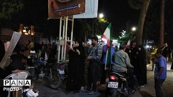 کافه گفتگو حسینیه امام در هشتاد و نهمین شب از اجتماعات مردمی 