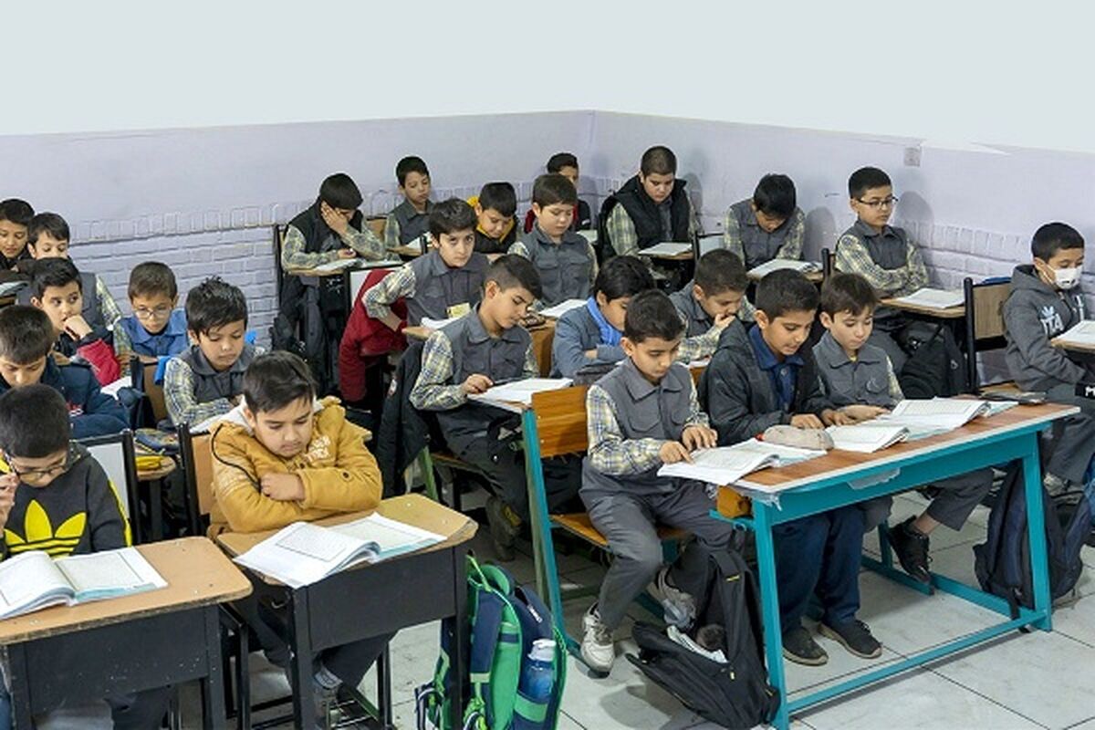 تعطیلات تابستان چالش دوگانه‌ای برای نظام آموزشی ایجاد می‌کند