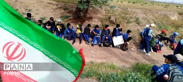 پیاده روری دانش آموزان جلگه رخ به مناسبت هفته سلامت