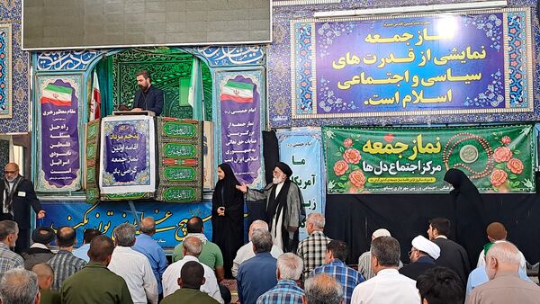 نماز جمعه در آخرین جمعه ماه محرم 