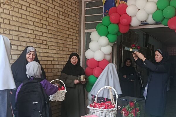 دانش‌آموزان شهریاری روز اول سال تحصیلی را به پایان رساندند