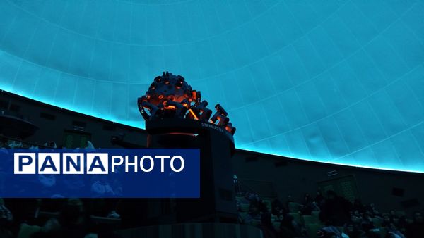 بازدید دانش‌آموزان دبیرستان پیرایش از افلاک‌نما نیشابور 