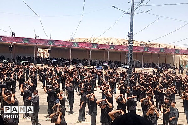 صبح و شب تاسوعا؛ تجلی شور حسینی در حسینیه بزرگ جاجرم