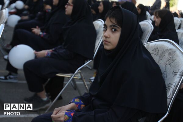 برگزاری جشن جوانه‌ها در مدرسه مهدیه زنجان با حضور مسئولان استانی