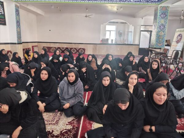 نشست سیاسی _بصیرتی در بخش سراب میمه 