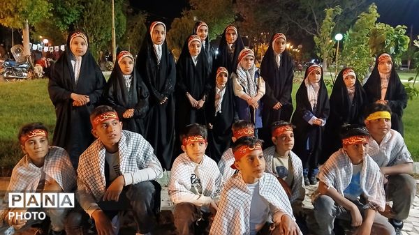 شبی بارانی و ملکوتی در تویسرکان؛ اقامه نماز استغاثه در جوار آرامگاه حیقوق نبی