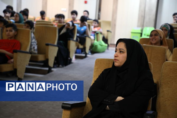 آیین افتتاحیه اوقات فراغت دانش‌آموزان در شهرستان بندرعباس