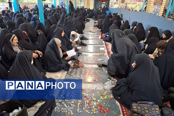 برگزاری یادواره شهدا در گلزار شهدای شیراز