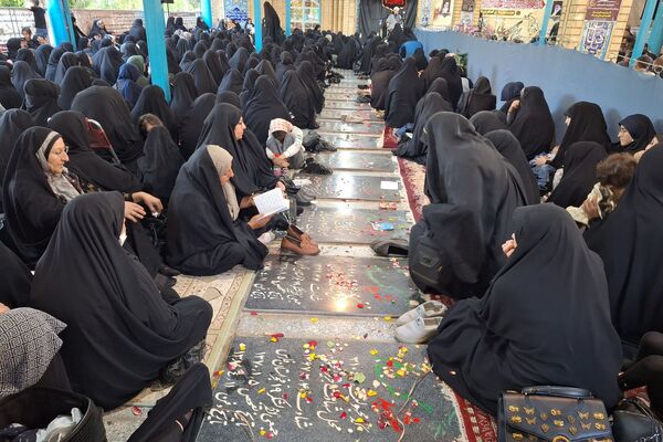 برگزاری یادواره شهدا در گلزار شهدای شیراز