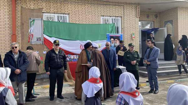مراسم  یاوران انقلاب و افتتاح نمازخانه خیرساز در دبستان بنیاد برکت باخرز