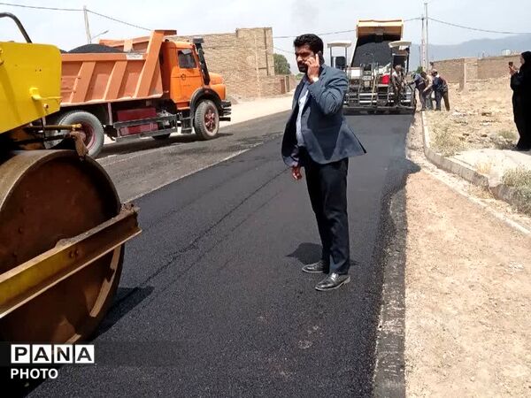 آغاز عملیات آسفالت جاده فدافن به کاشمر گامی بلند در توسعه زیرساخت‌های روستایی