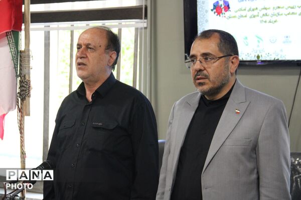 نشست صمیمی نایب رئیس مجلس شورای اسلامی با مربیان پیشتاز و خبرنگاران پانا همدان