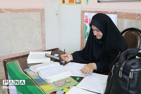 طنین چهل و چهارمین شور رقابت قرآنی در قلب‌های دانش‌آموزان قرچکی