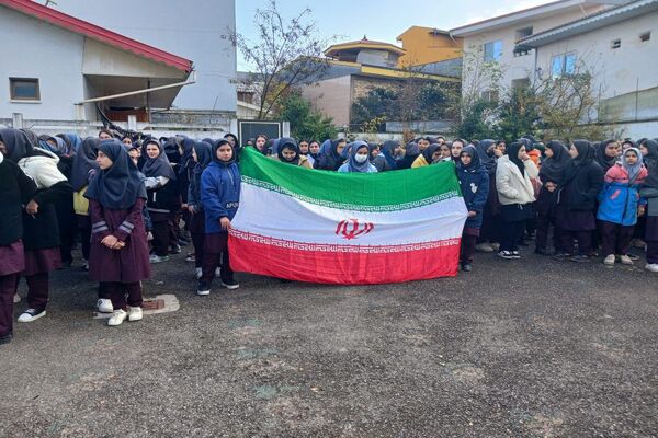  دانش‌آموزان با شهیدان بار دیگر پیمان بستند
