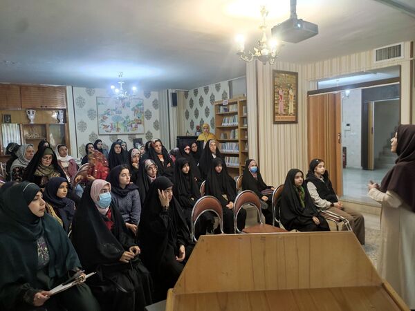  اولین گردهمایی سفیران کانون و جشن  ولادت با سعادت حضرت فاطمه س در کانون فرهنگی تربیتی ۱۵ خرداد