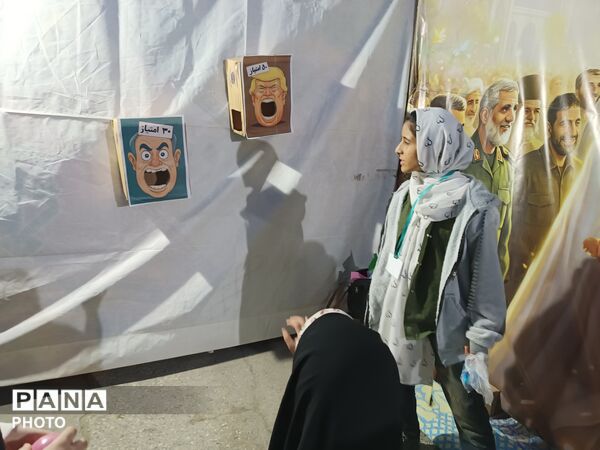 موشک‌های کاغذی کودکان فارسانی به آسمان رسیدند