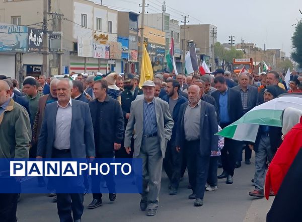 مردم صفادشت ملارد در حمایت از قدس شریف به خیابان‌ها آمدند