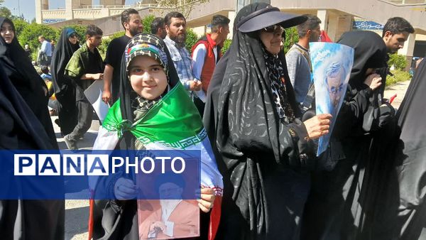 برگزاری نماز جمعه نصر به امامت رهبر معظم انقلاب اسلامی 