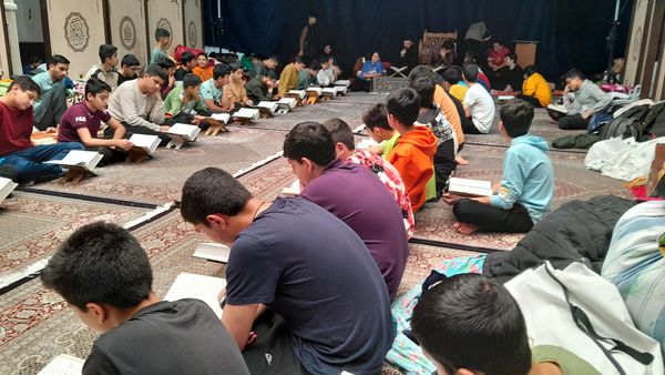  محفل انس با قرآن در اعتکاف سه روز در بهشت