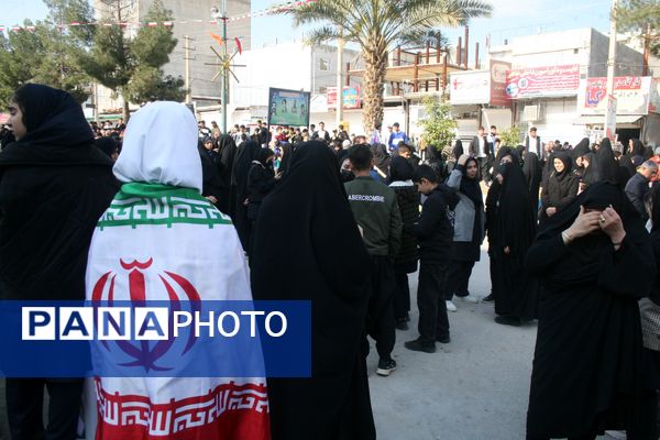 راهپیمایی پر شور ۲۲ بهمن در سرپل ذهاب 