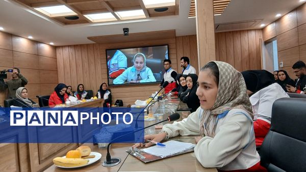 تقدیر از منتخبین کشوری هلالیتا در همدان