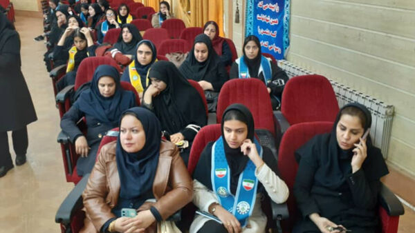 گردهمایی منتخبین شوراهای دانش‌آموزی بویراحمد در یاسوج