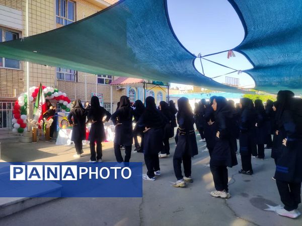 یک روز شاد در دبیرستان امام خامنه‌ای با المپیاد ورزشی درون مدرسه‌ای 