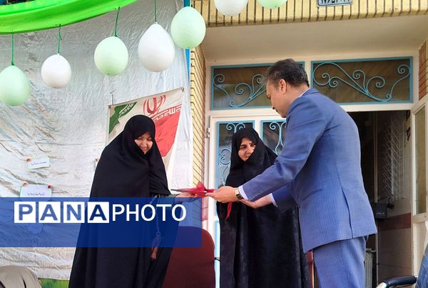 جشن میلاد حضرت زینب در دبیرستان حضرت زینب 