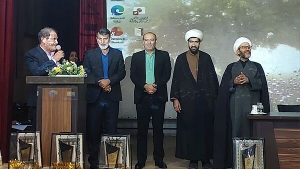 جلسه سالانه انجمن اولیا و مربیان آموزش و پرورش ناحیه ۲ کرج و شهرستان فردیس