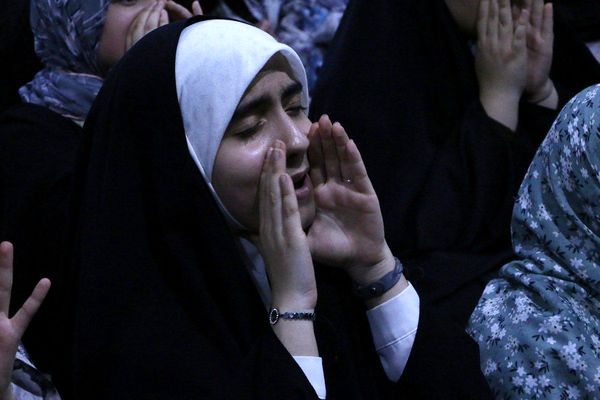 شبِ خلوتِ دل‌ها، آغاز اعتکاف دانش‌آموزی صفادشت در مسجد اباصالح الهمدی