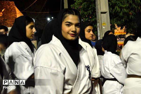 حضور پرشور دانش‌آموزان و فرهنگیان ورامین در موکب شهدای دانش‌آموز و فرهنگی