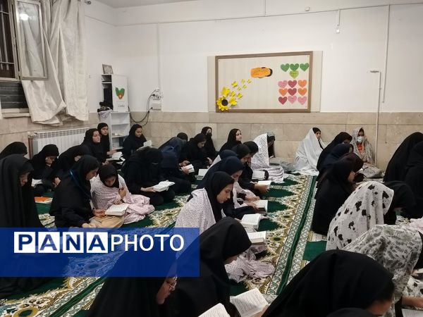 افتتاحیه هیئت هفتگی دانش‌آموزی 