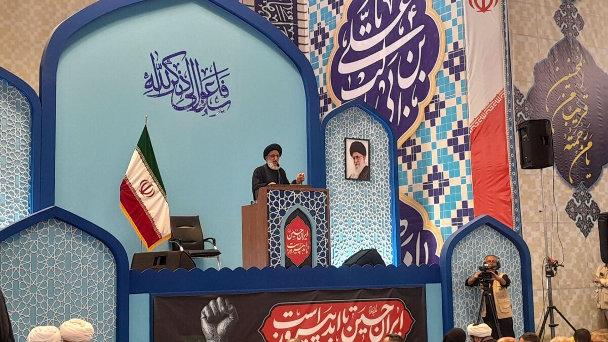 ایران با مقاومت و انسجام، دست آمریکا را از منطقه  قطع می‌کند
