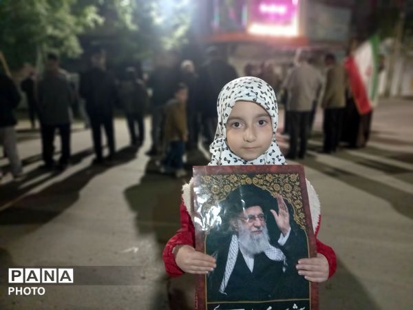 حضور پرشور مردم تویسرکان در راهپیمایی «تا پای جان برای ایران»