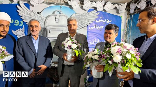 حضور فرماندار مشهد در جشن عید غدیر در میدان دانشجو